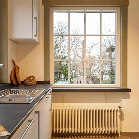 Villa Magnificent, Completely Renovated Family With Large Garden Nieuwpoort